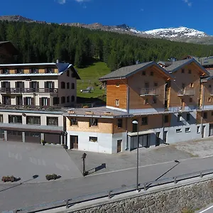  Aparthotel Meublè Adler - Rooms&mountain Italia